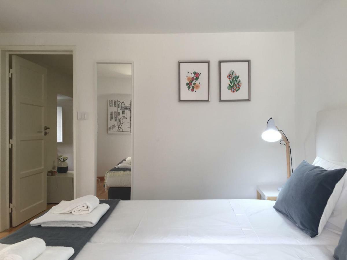 Apartments Center Alfama ลิสบอน ภายนอก รูปภาพ